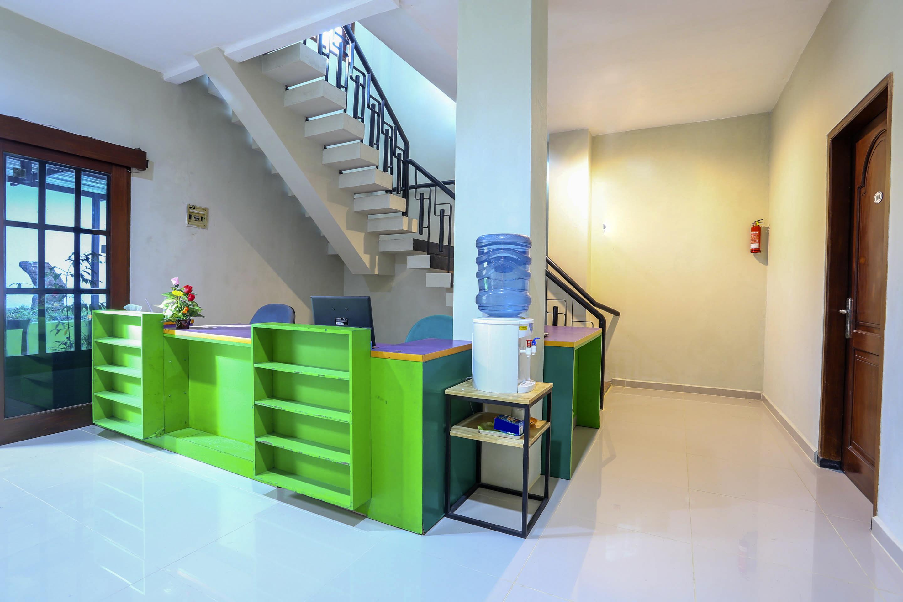Safara Guesthouse Syariah Semarang Exterior foto